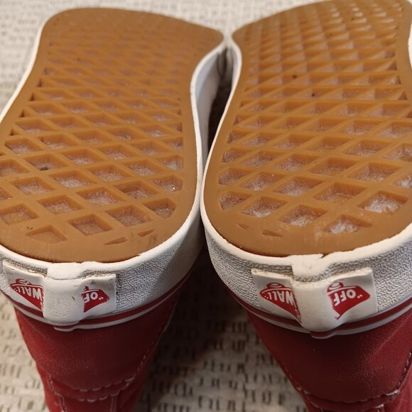 Vans women's red canvas Sk8 Hi-Top athletic shoes sz 8 (or men's 6.5) - Picture 13 of 15